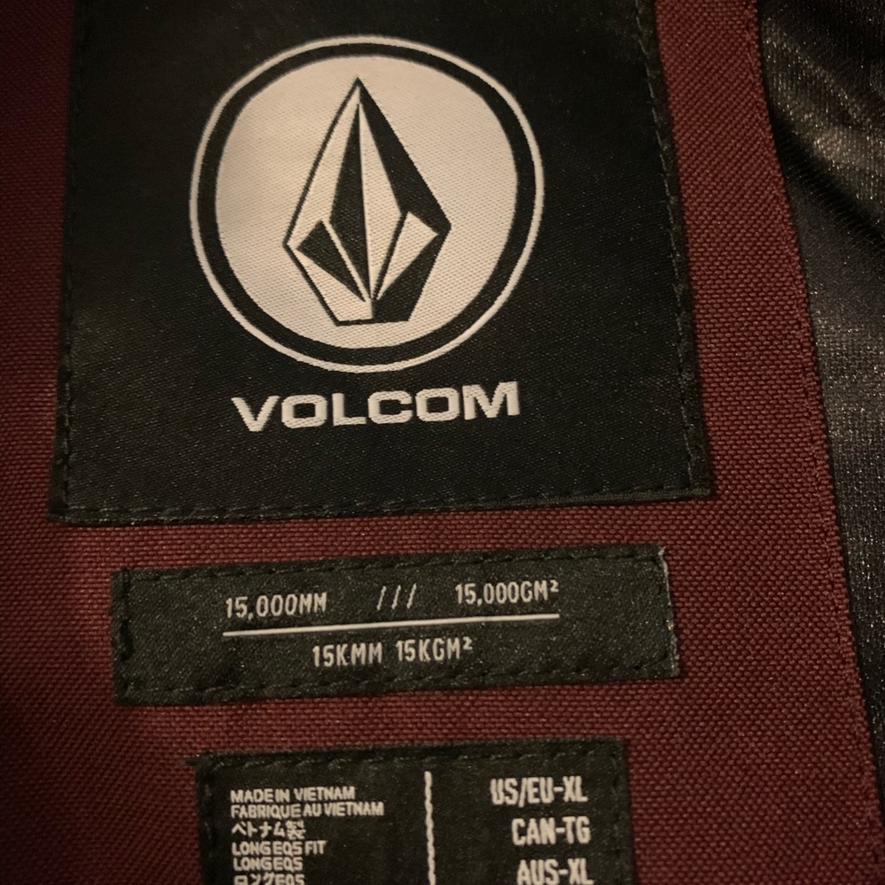 Volcom burgundy mid-long winter ski jacket - Picture 3 of 3